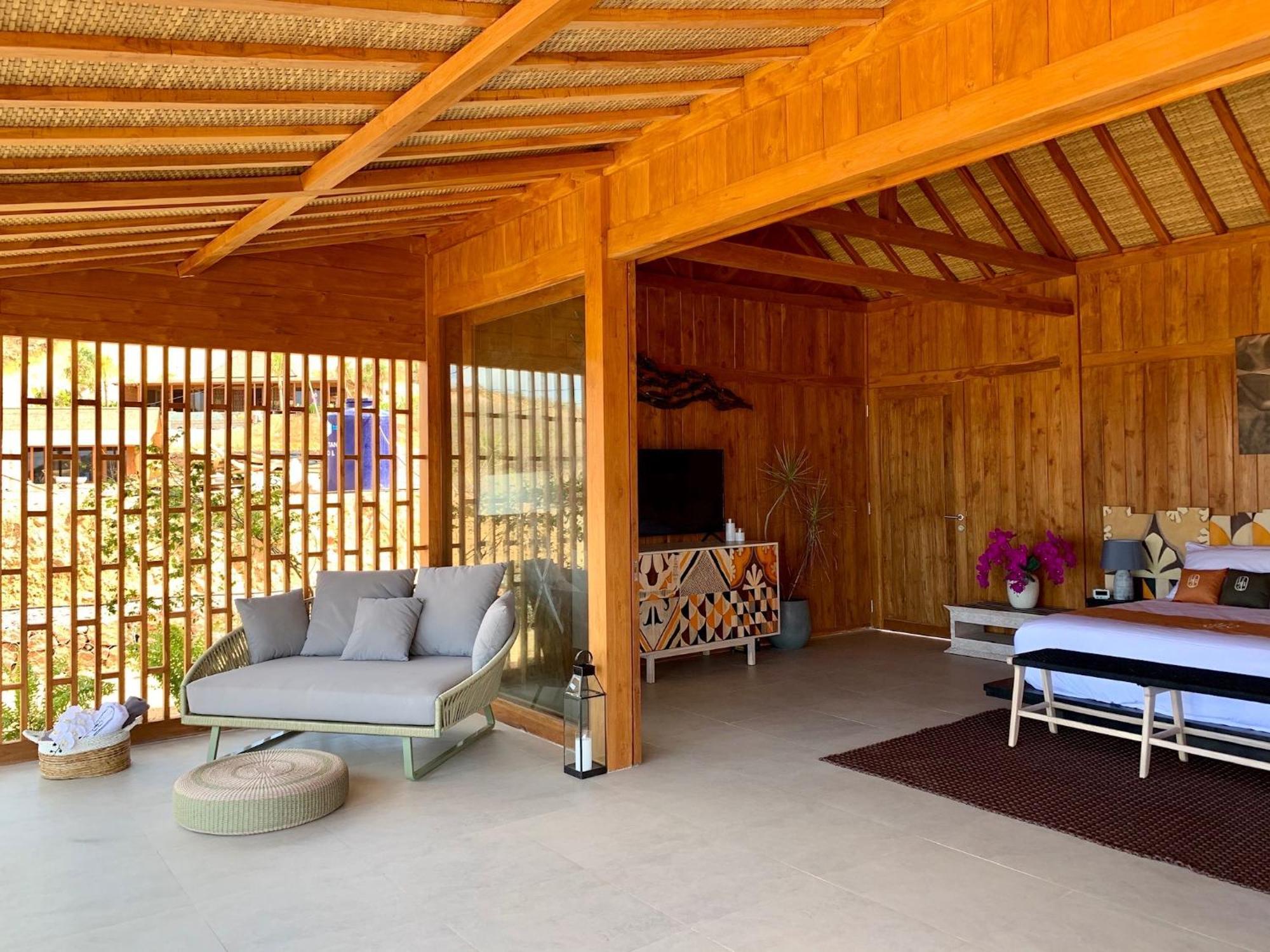 Lobster Bay Lombok Hotel Awang Exterior photo