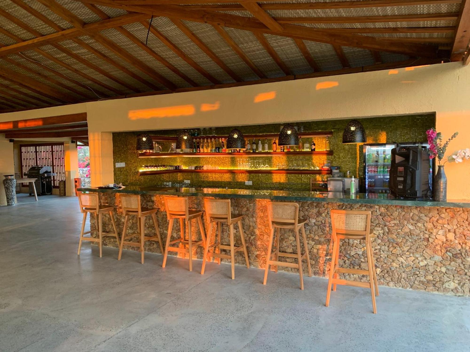 Lobster Bay Lombok Hotel Awang Exterior photo